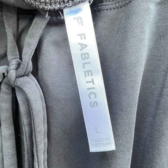 Fabletics Lightweight High Rise Black Jogger Pants, size L - Picture 5 of 5